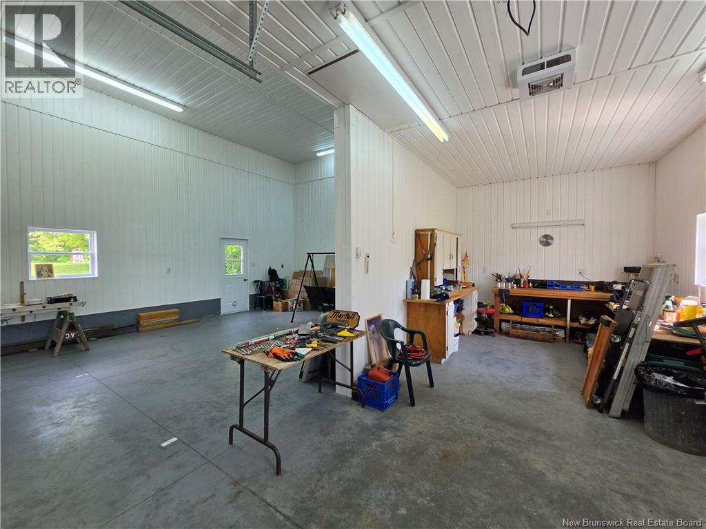 255 Lynch Lane, Bathurst, New Brunswick  E2A 5A9 - Photo 49 - NB143775