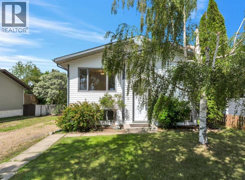 4622 52 Avenue, Bentley