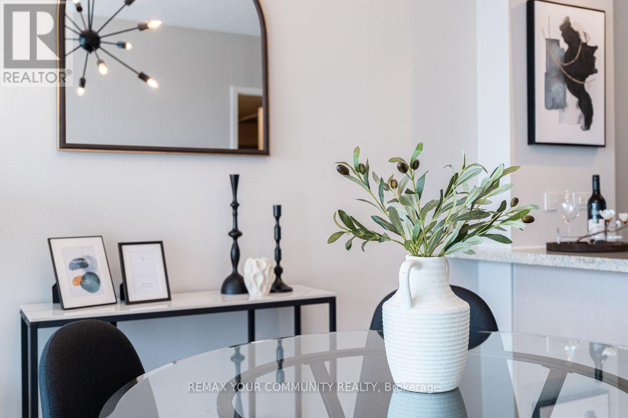 3704 - 70 Distillery Lane, Toronto, Ontario  M5A 0E3 - Photo 18 - C13547536