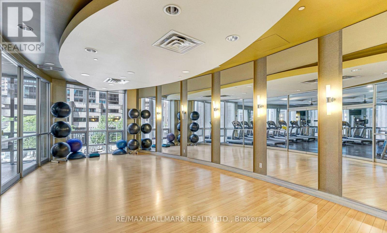 2109 - 763 Bay Street, Toronto, Ontario  M5G 2R3 - Photo 11 - C13548410