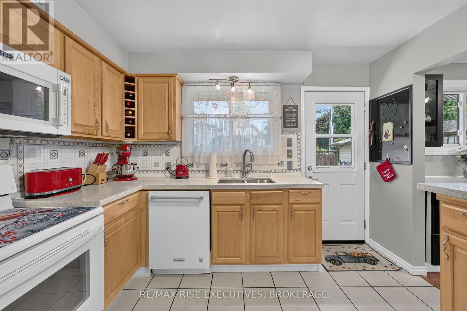 7 Cornell Avenue, Loyalist, Ontario  K7N 1S8 - Photo 10 - X13550180