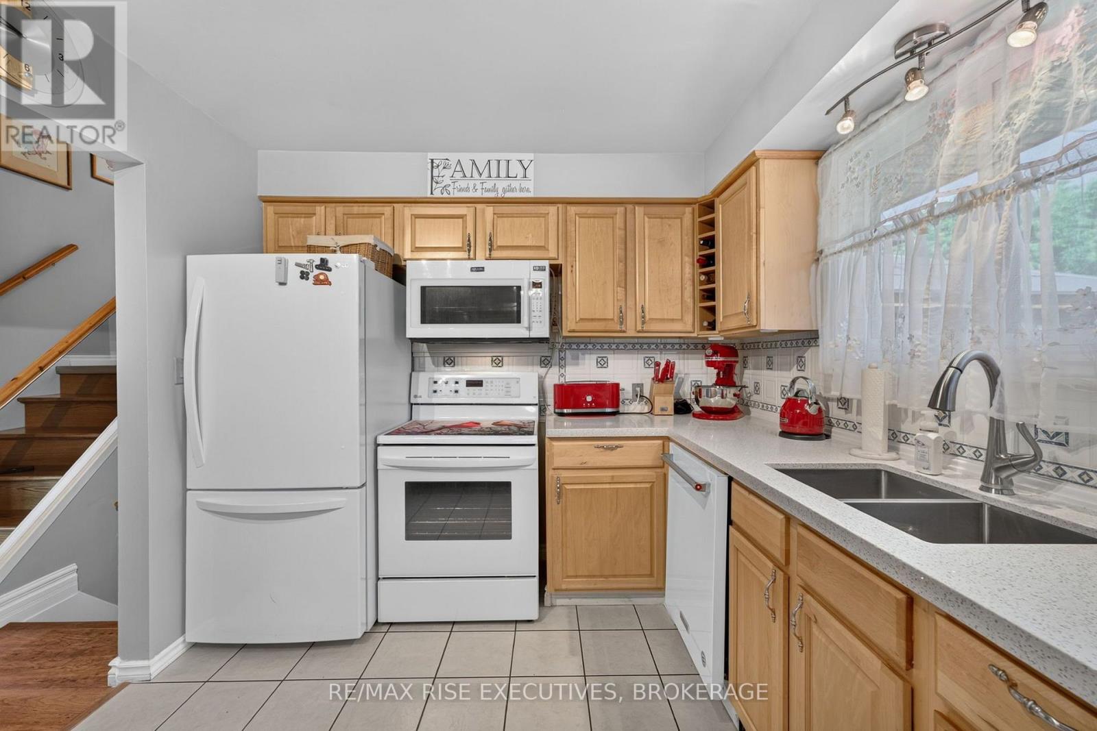 7 Cornell Avenue, Loyalist, Ontario  K7N 1S8 - Photo 9 - X13550180