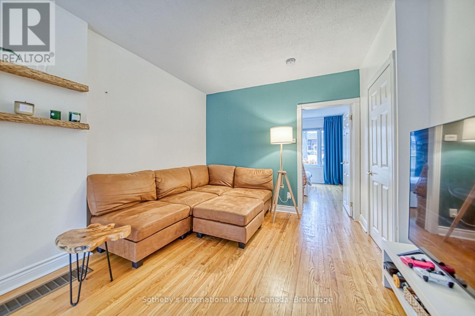 Main - 35 Bellhaven Road, Toronto, Ontario  M4L 3J4 - Photo 11 - E13550110