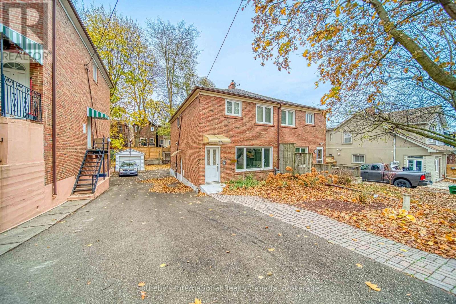 Main - 35 Bellhaven Road, Toronto, Ontario  M4L 3J4 - Photo 3 - E13550110