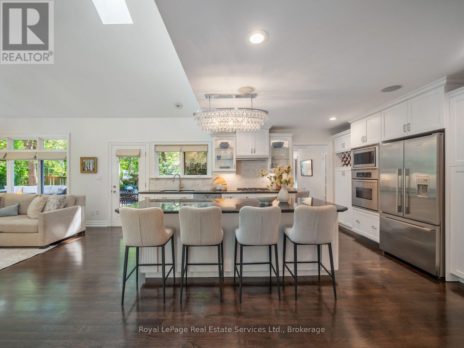 2160 Aintree Terrace, Oakville, Ontario  L6J 5V6 - Photo 8 - W13550008