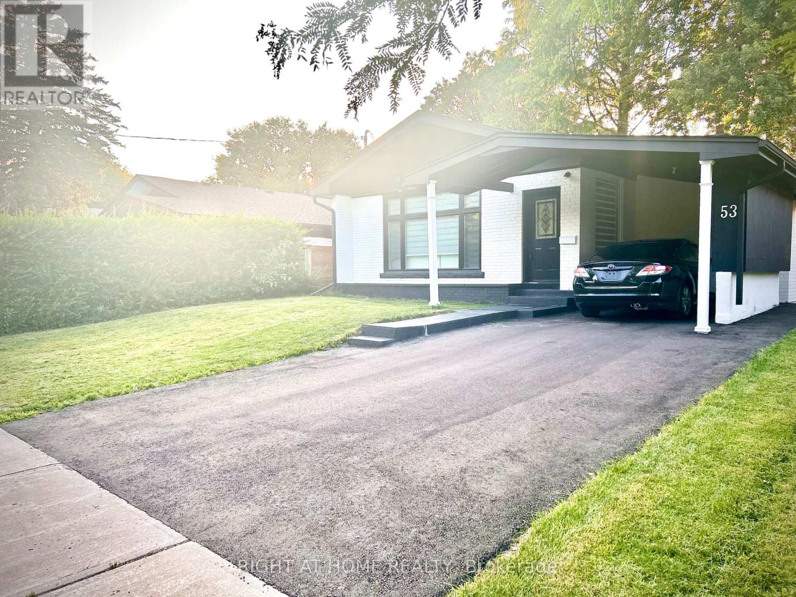 53 GAIETY DRIVE, Toronto, Ontario