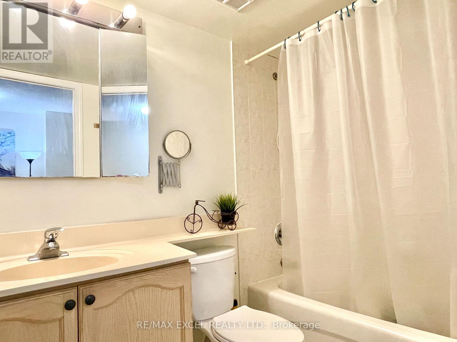 201 - 28 Olive Avenue, Toronto, Ontario  M2N 7E6 - Photo 10 - C13547546