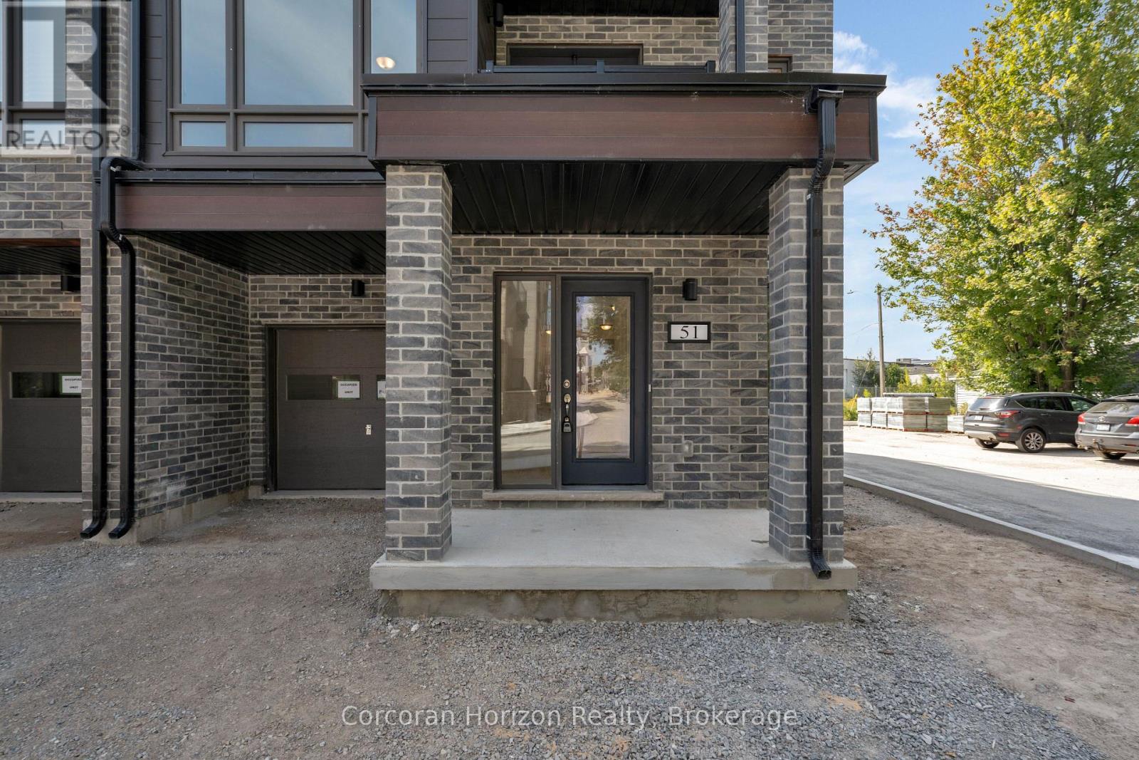 51 Wyn Wood Lane, Orillia, Ontario  L3V 8P7 - Photo 3 - S13549924