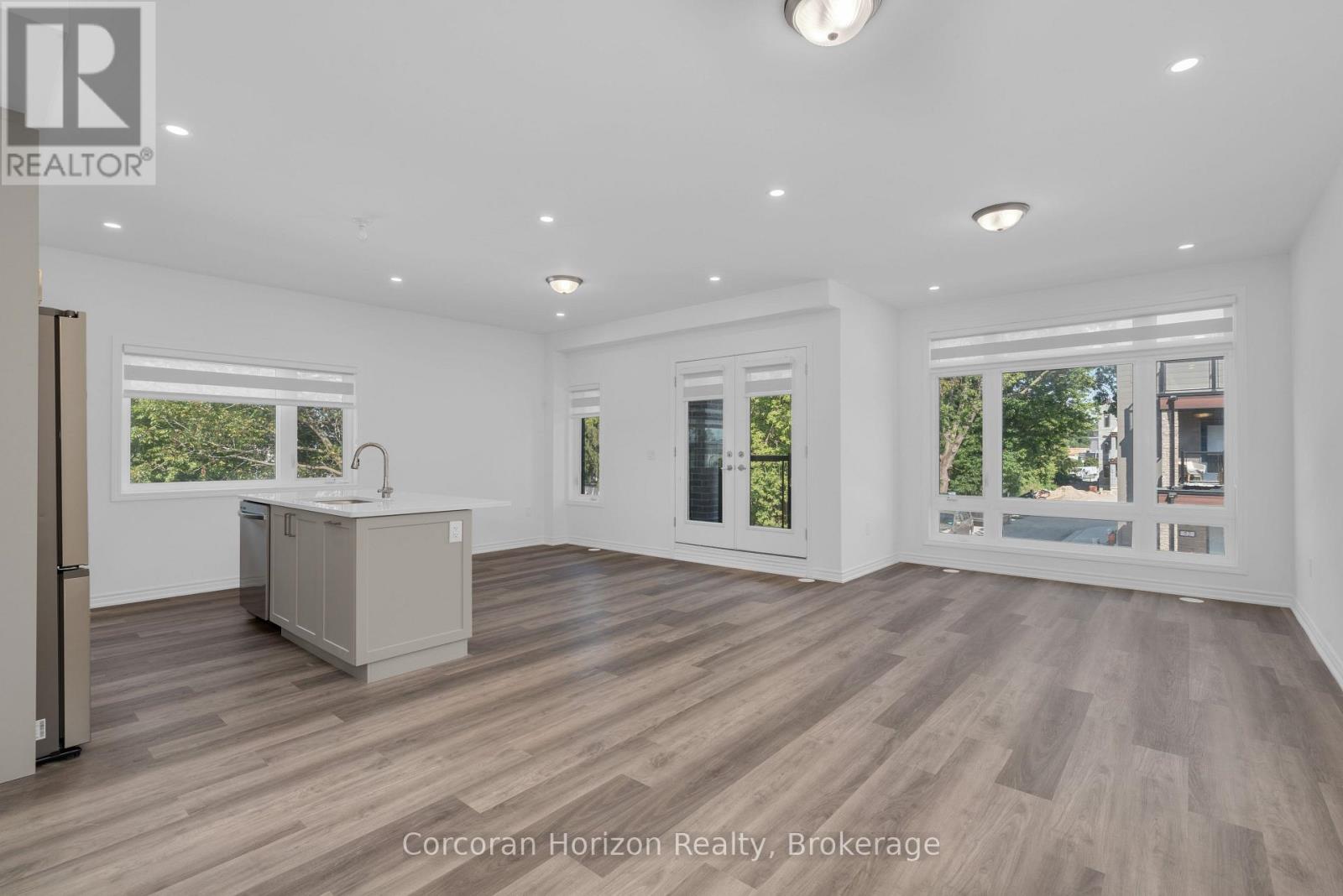 51 Wyn Wood Lane, Orillia, Ontario  L3V 8P7 - Photo 7 - S13549924