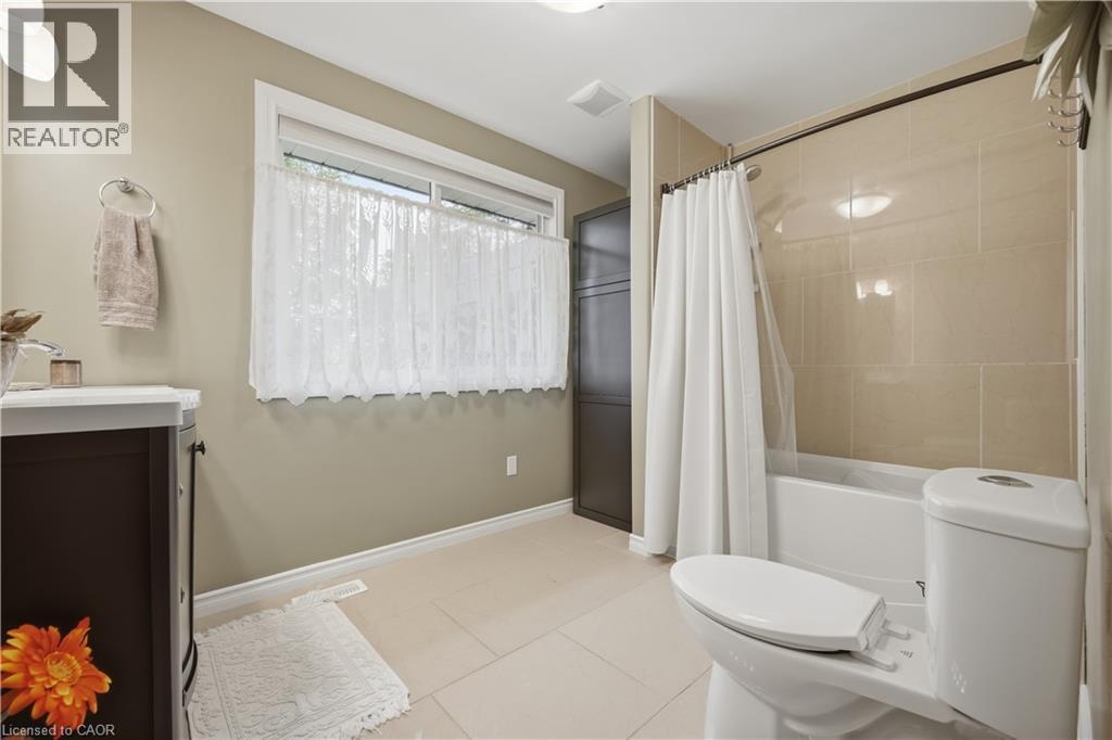 915 Governor's Road, Dundas, Ontario  L9H 5E3 - Photo 21 - 40846627