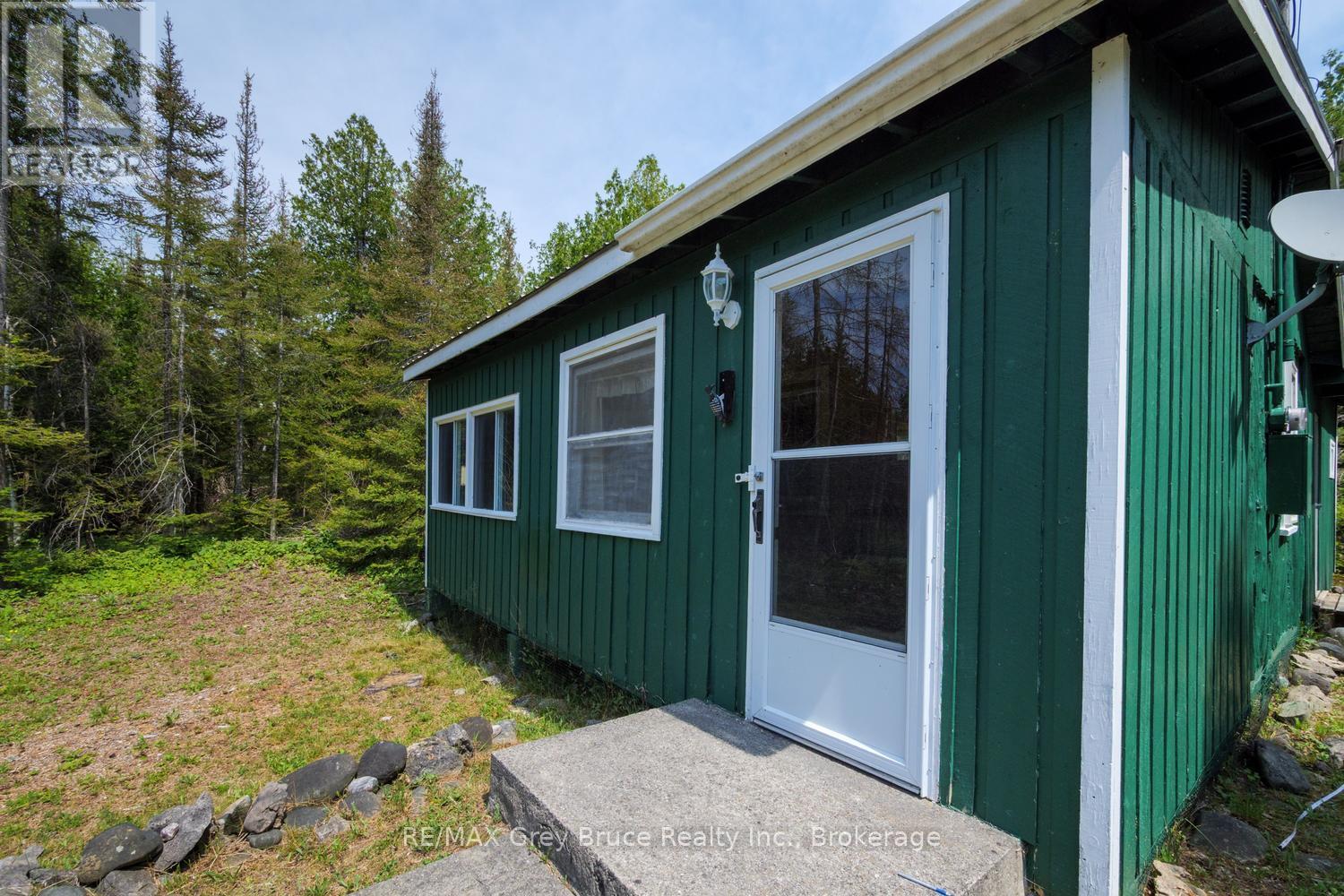 949 Dorcas Bay Road, Northern Bruce Peninsula, Ontario  N0H 2R0 - Photo 11 - X13550160