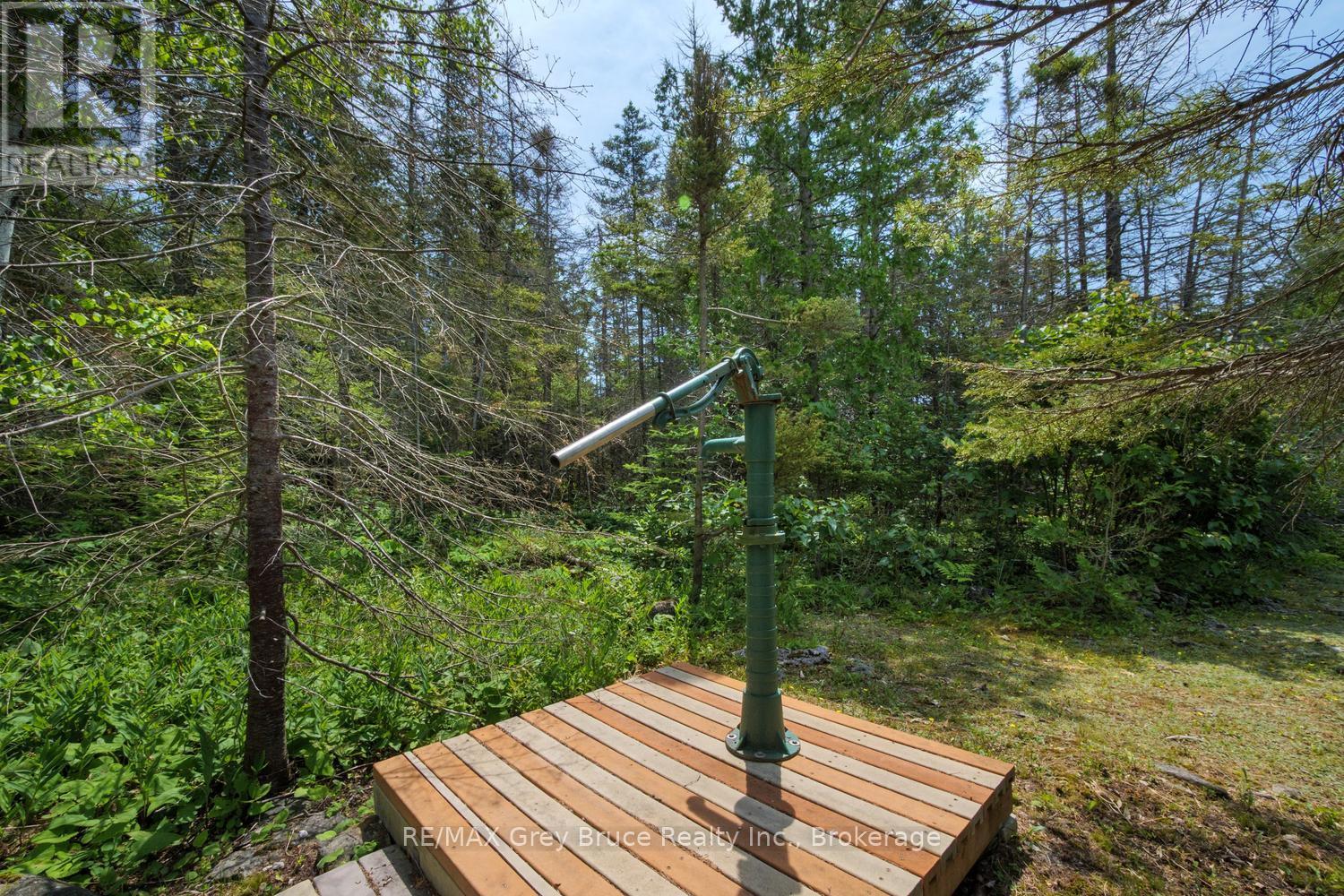 949 Dorcas Bay Road, Northern Bruce Peninsula, Ontario  N0H 2R0 - Photo 32 - X13550160