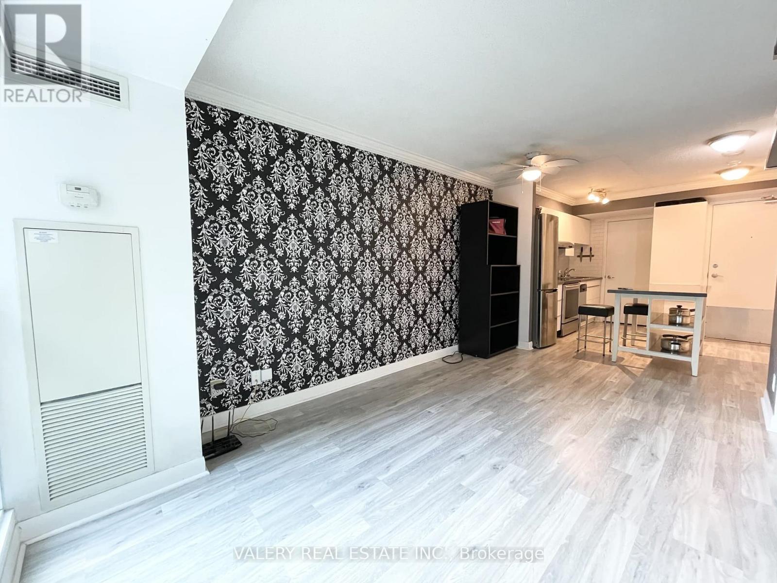 811 - 600 Fleet Street, Toronto, Ontario  M5V 1B7 - Photo 2 - C13549890
