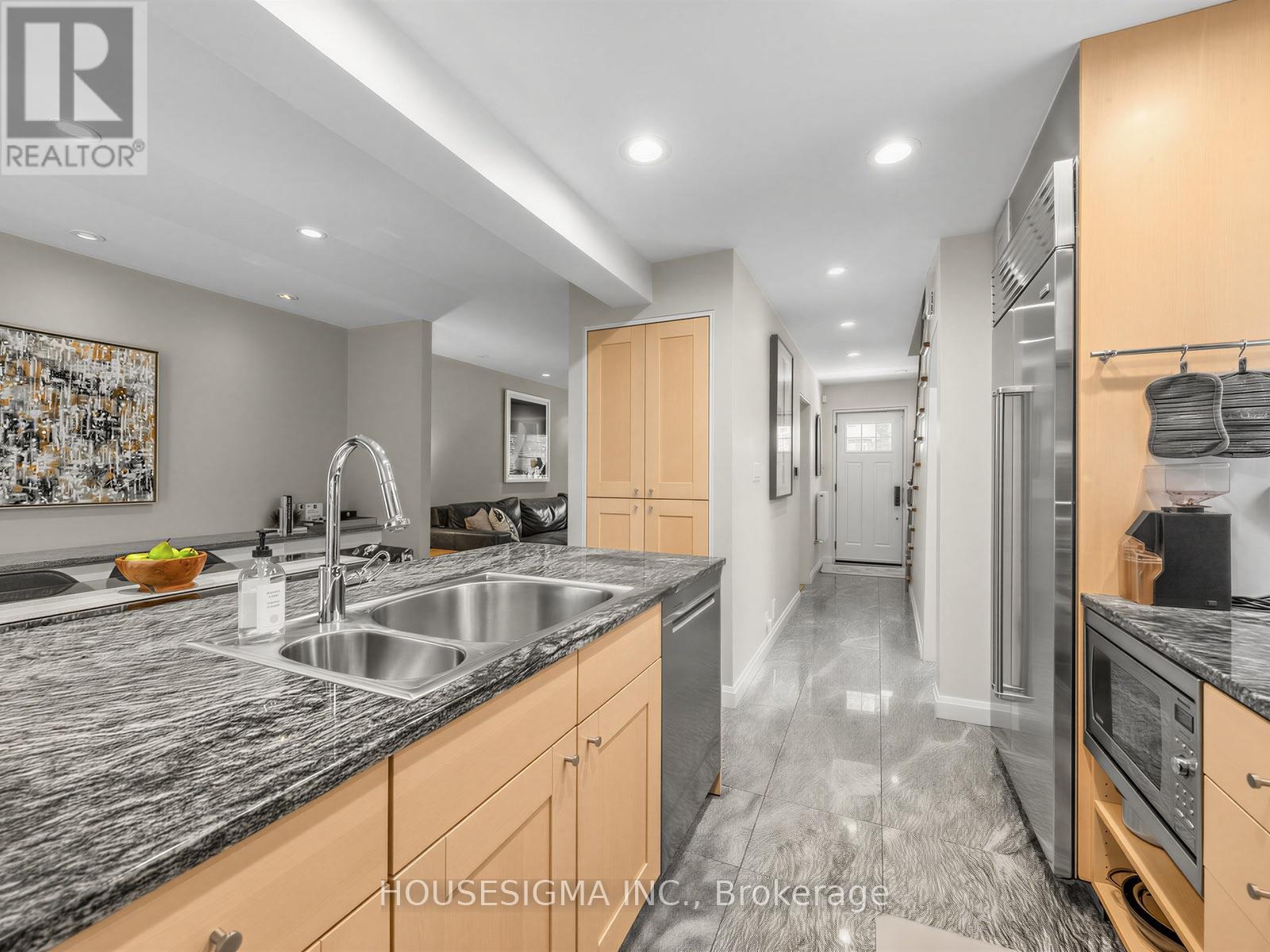 19 Parklea Drive, Toronto, Ontario  M4G 2J5 - Photo 15 - C13550020