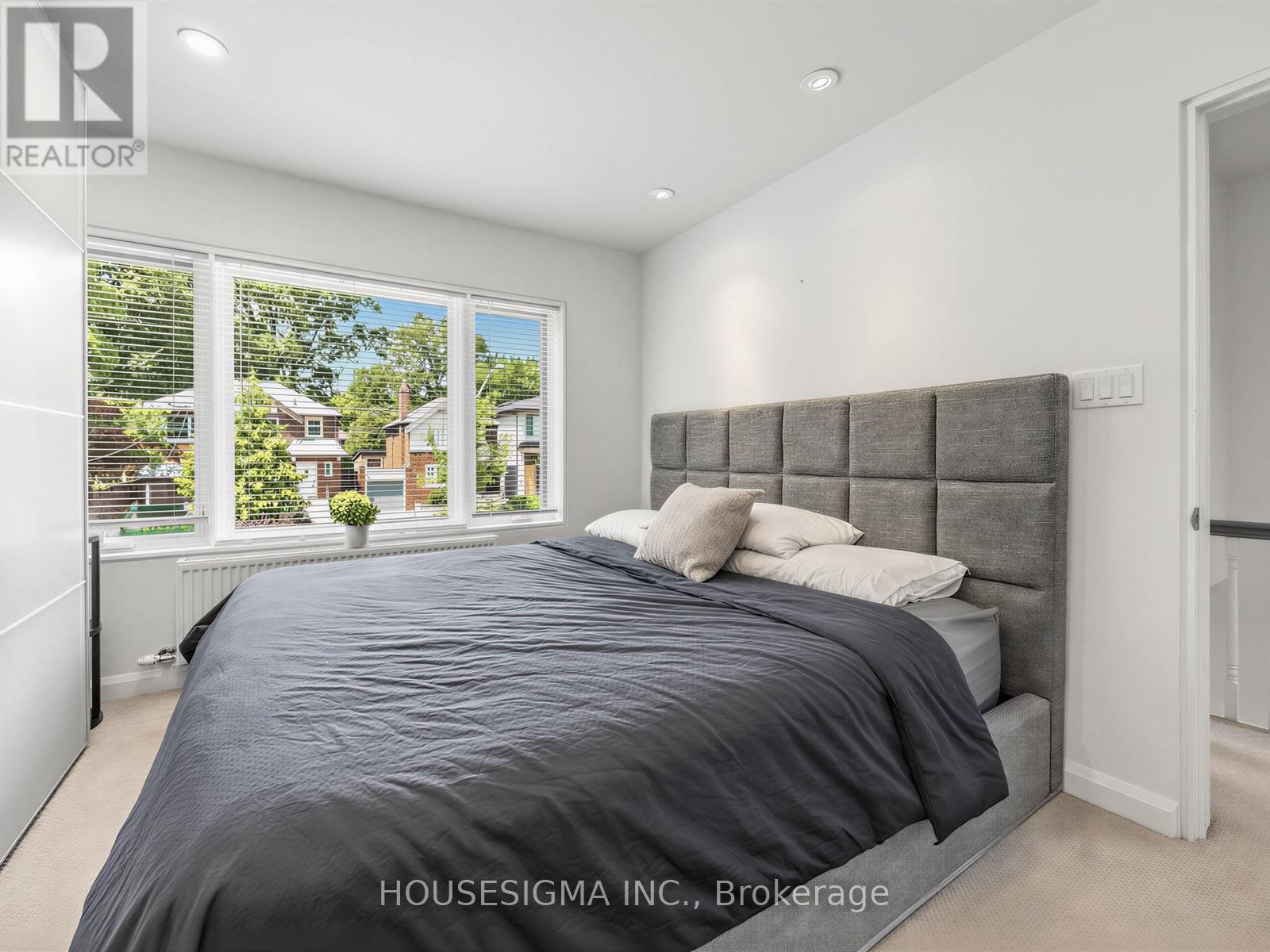 19 Parklea Drive, Toronto, Ontario  M4G 2J5 - Photo 18 - C13550020