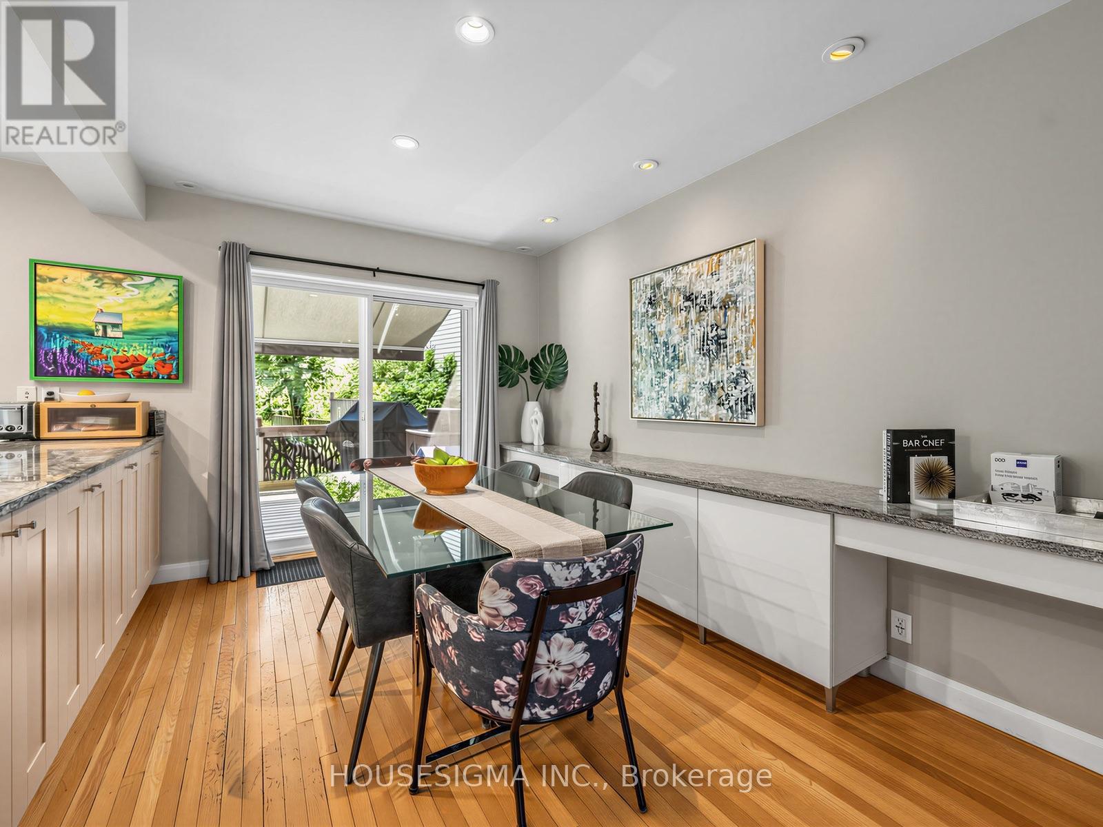 19 Parklea Drive, Toronto, Ontario  M4G 2J5 - Photo 6 - C13550020