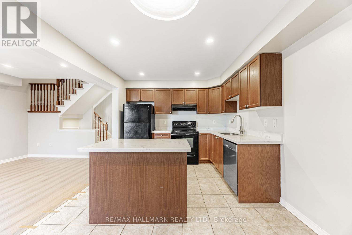 6 Dollery Gate, Ajax, Ontario L1T 0G7 - Photo 11 - E13550090