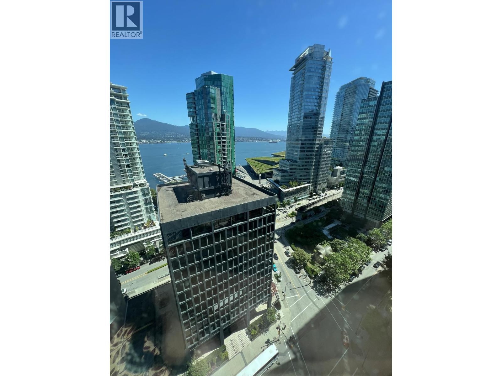 2321 1128 W Hastings Street, Vancouver, British Columbia  V6E 4R5 - Photo 9 - R3145025
