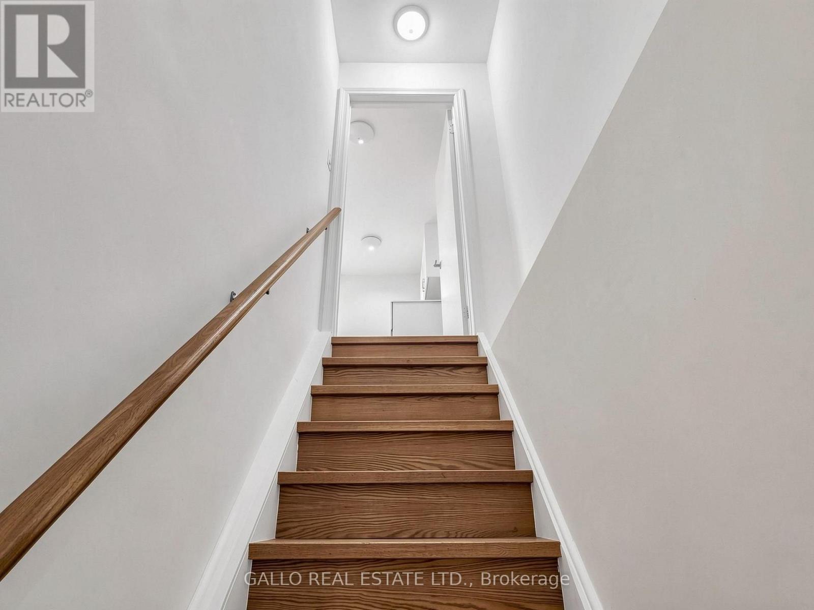 32 Elmvale Boulevard, Whitchurch-Stouffville, Ontario  L4A 2Y3 - Photo 18 - N13550158