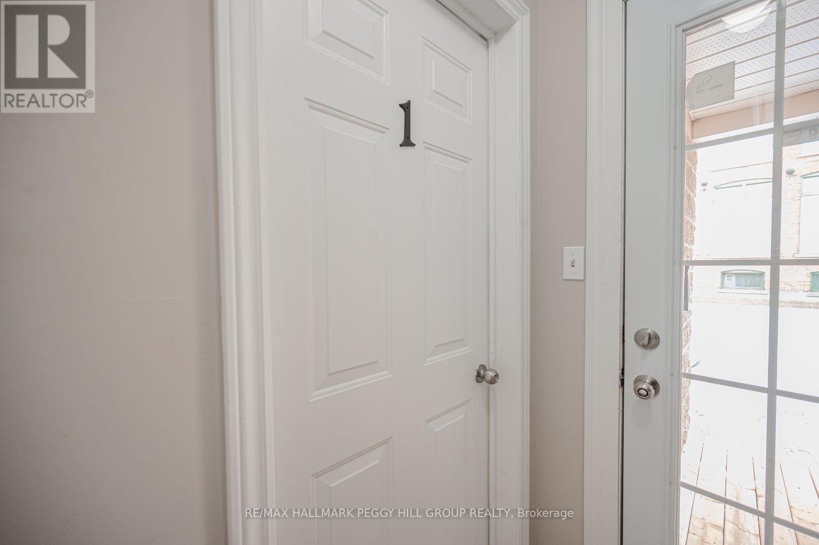 Main - 88 Wyandotte Street, Orillia, Ontario  L3V 5N1 - Photo 2 - S13550002