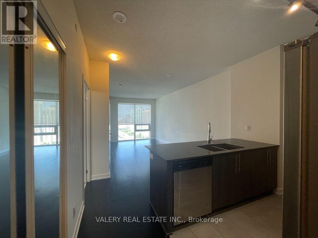 2008 - 510 Curran Place, Mississauga, Ontario  L5B 0J8 - Photo 10 - W13549884