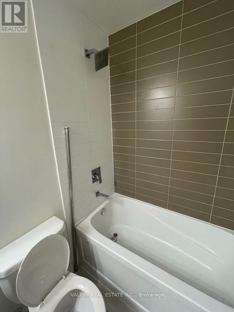 2008 - 510 Curran Place, Mississauga, Ontario  L5B 0J8 - Photo 14 - W13549884