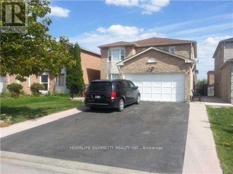 9 Hawkway Court, Brampton, Ontario  L6Y 4K7 - Photo 2 - W13549982