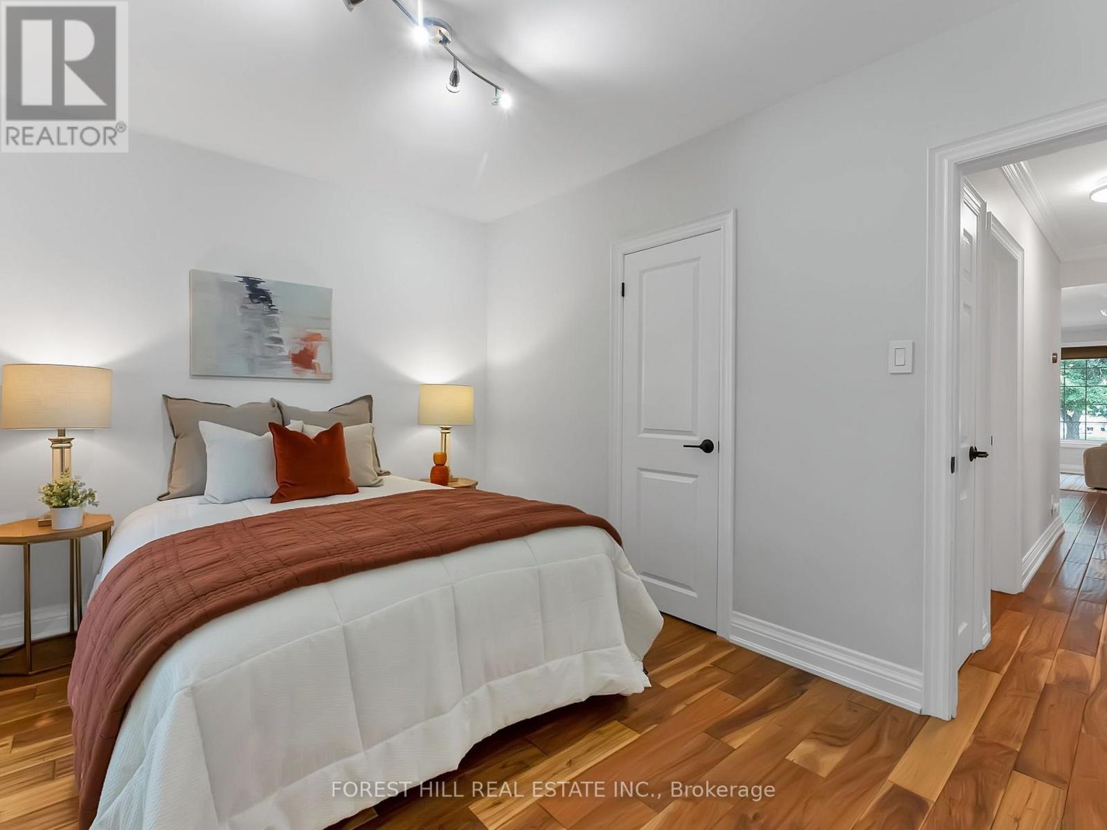2744 Truscott Drive, Mississauga, Ontario  L5J 2B7 - Photo 15 - W13550014