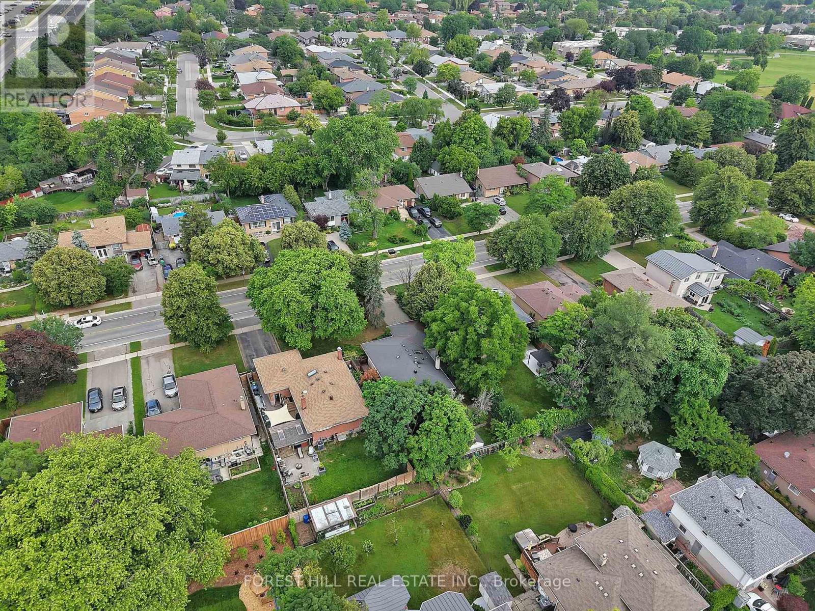 2744 Truscott Drive, Mississauga, Ontario  L5J 2B7 - Photo 31 - W13550014