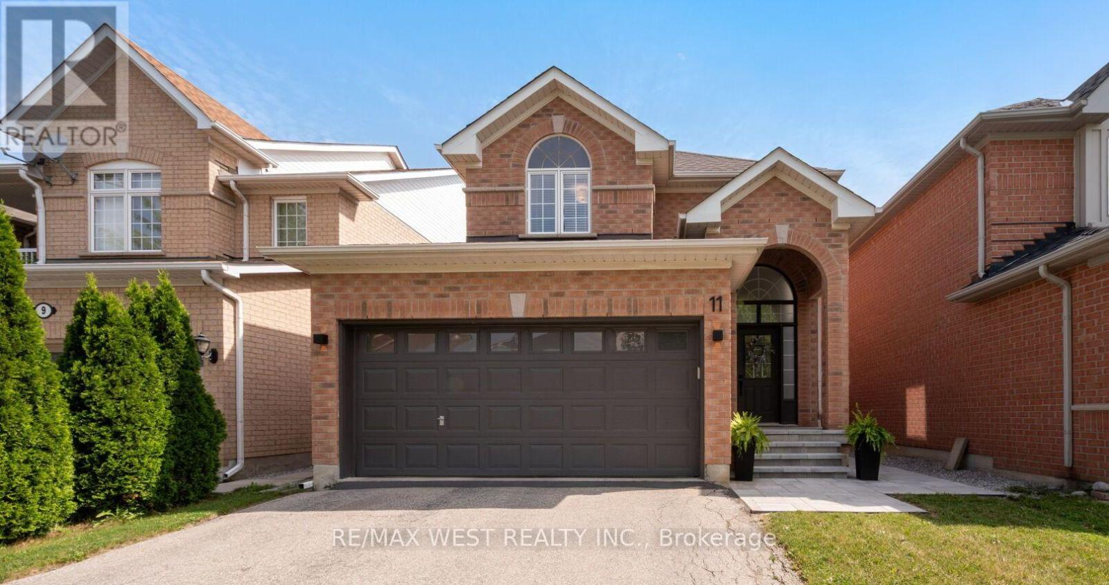 11 Beehive Drive, Caledon, Ontario  L7E 2V4 - Photo 2 - W13550032