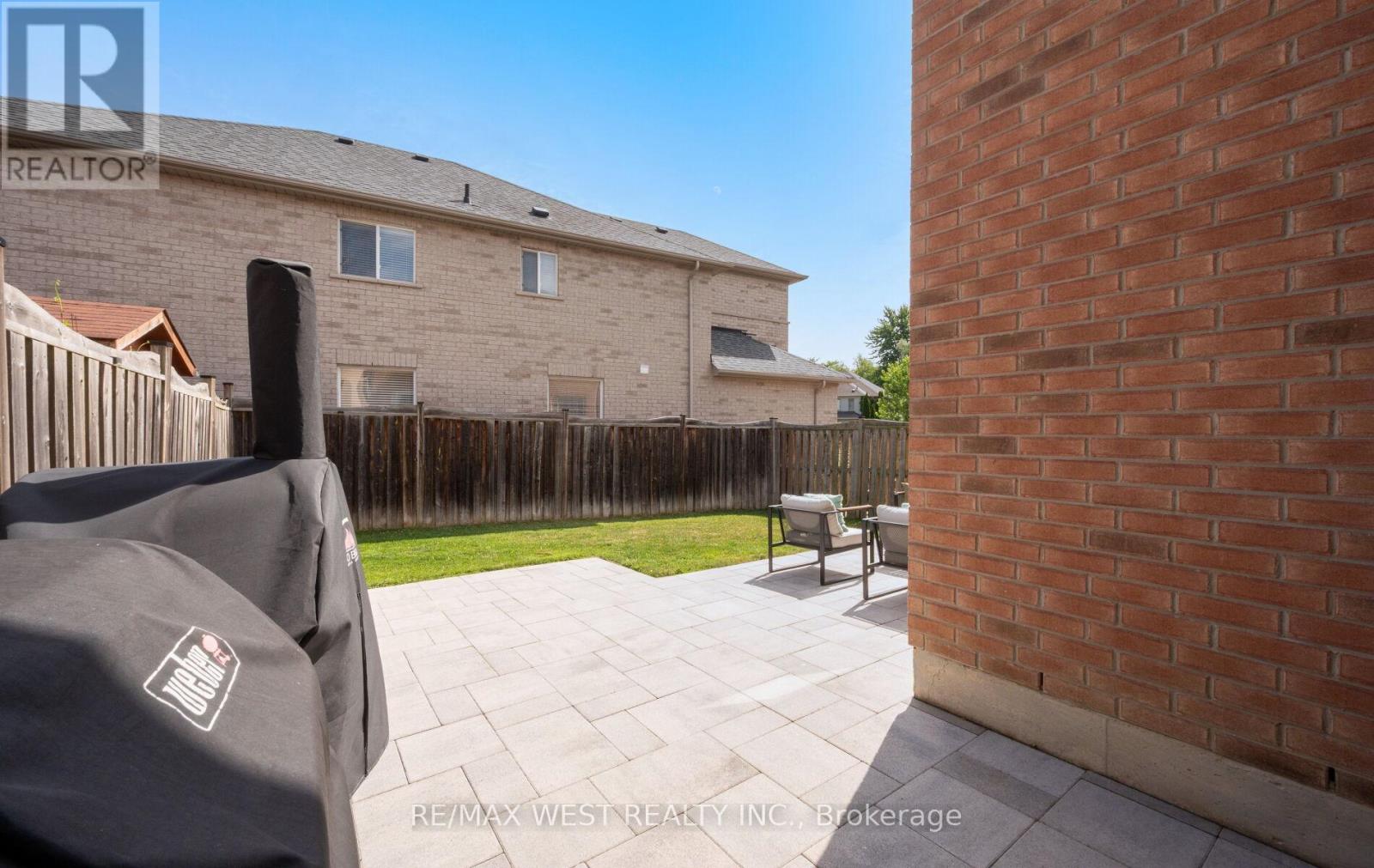 11 Beehive Drive, Caledon, Ontario  L7E 2V4 - Photo 36 - W13550032