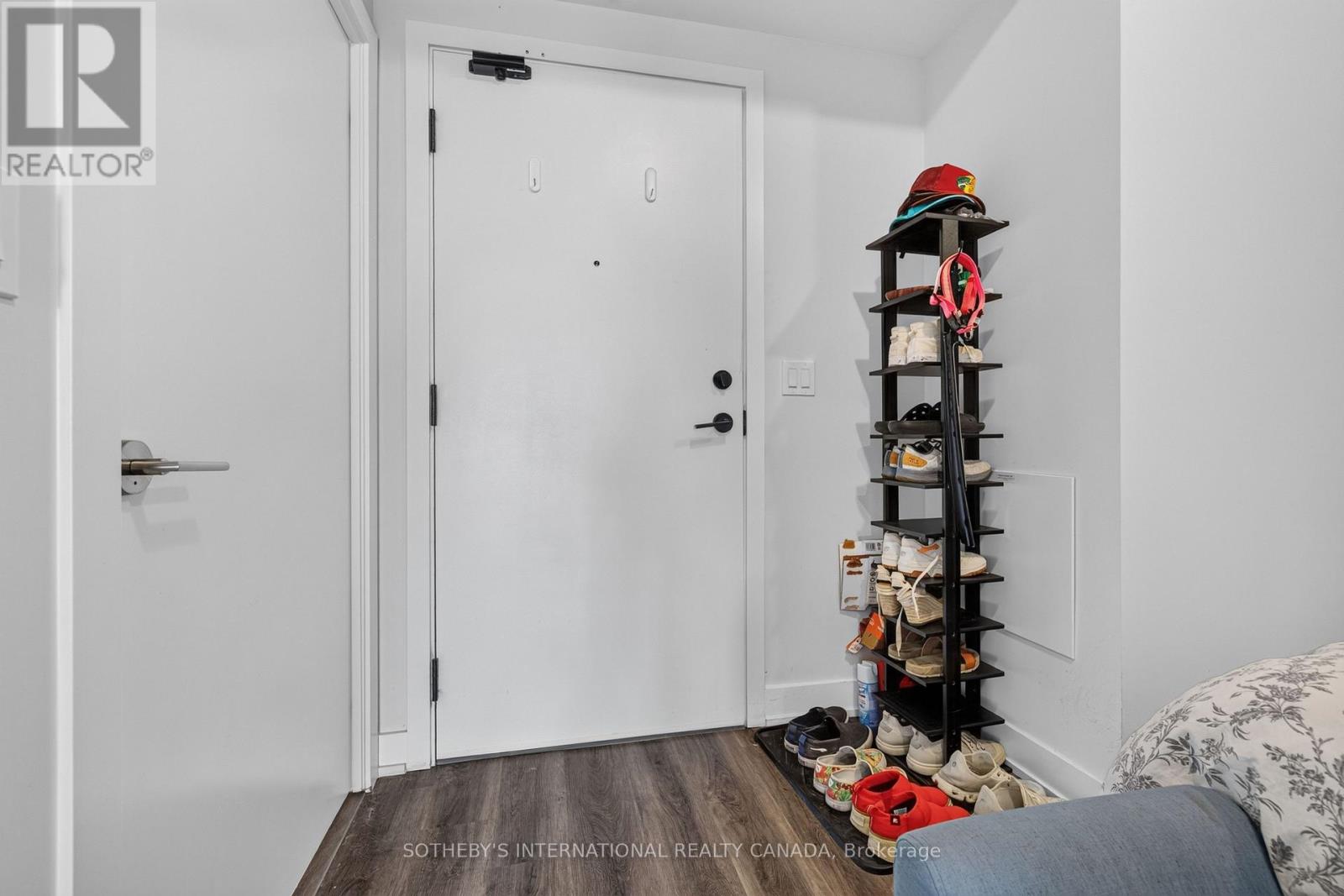 3905 - 430 Square One Drive, Mississauga, Ontario  L5B 0L6 - Photo 6 - W13550132