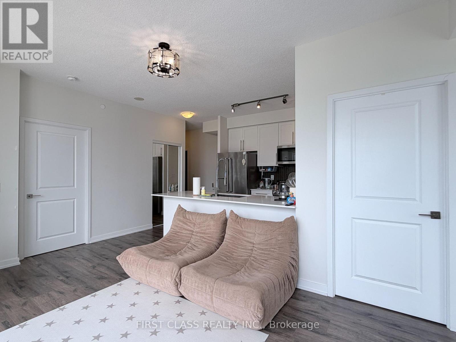 1805 - 4011 Brickstone Mews, Mississauga, Ontario  L5B 0J7 - Photo 5 - W13550138