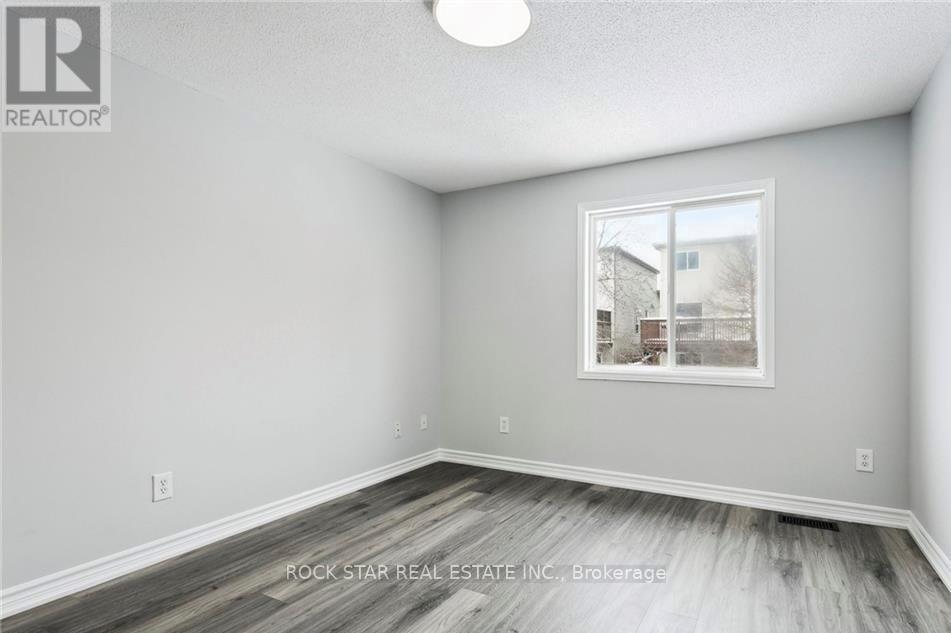 159 Henhoeffer Crescent, Kitchener, Ontario  N2E 4H2 - Photo 14 - X13550104