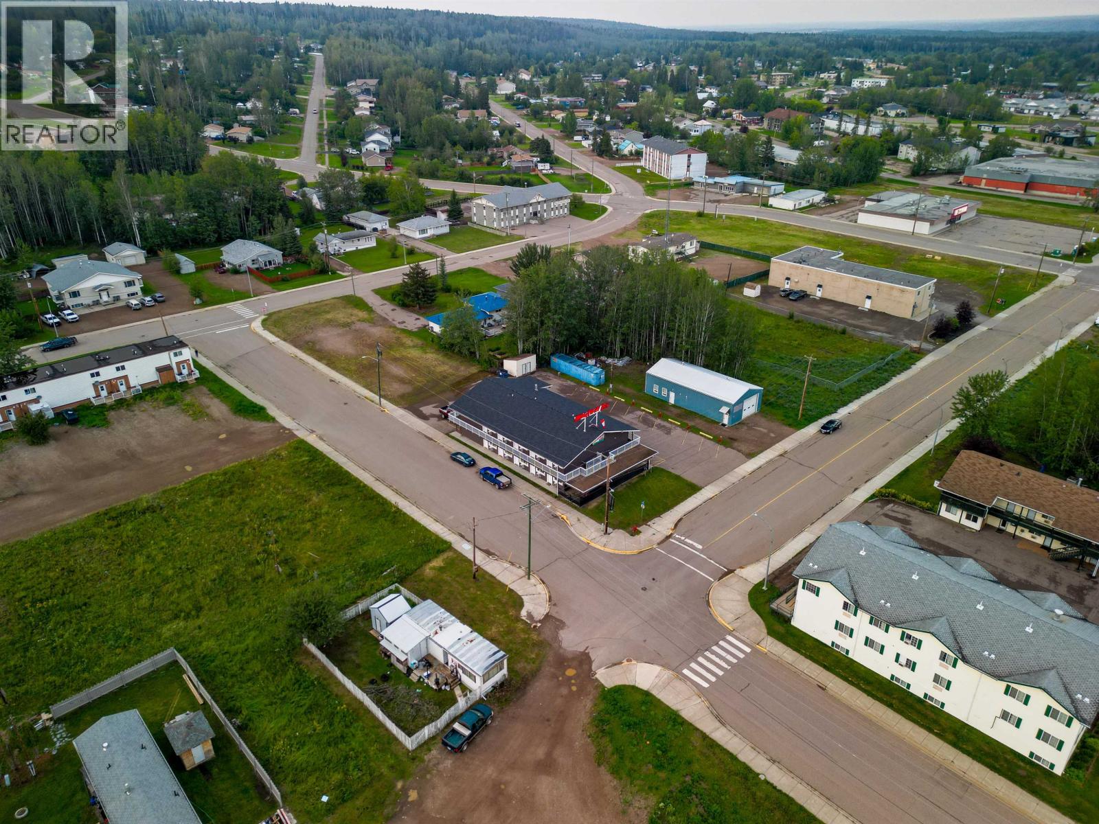 5036 W 51 Avenue, Fort Nelson, British Columbia  V0C 1R0 - Photo 8 - C8080324