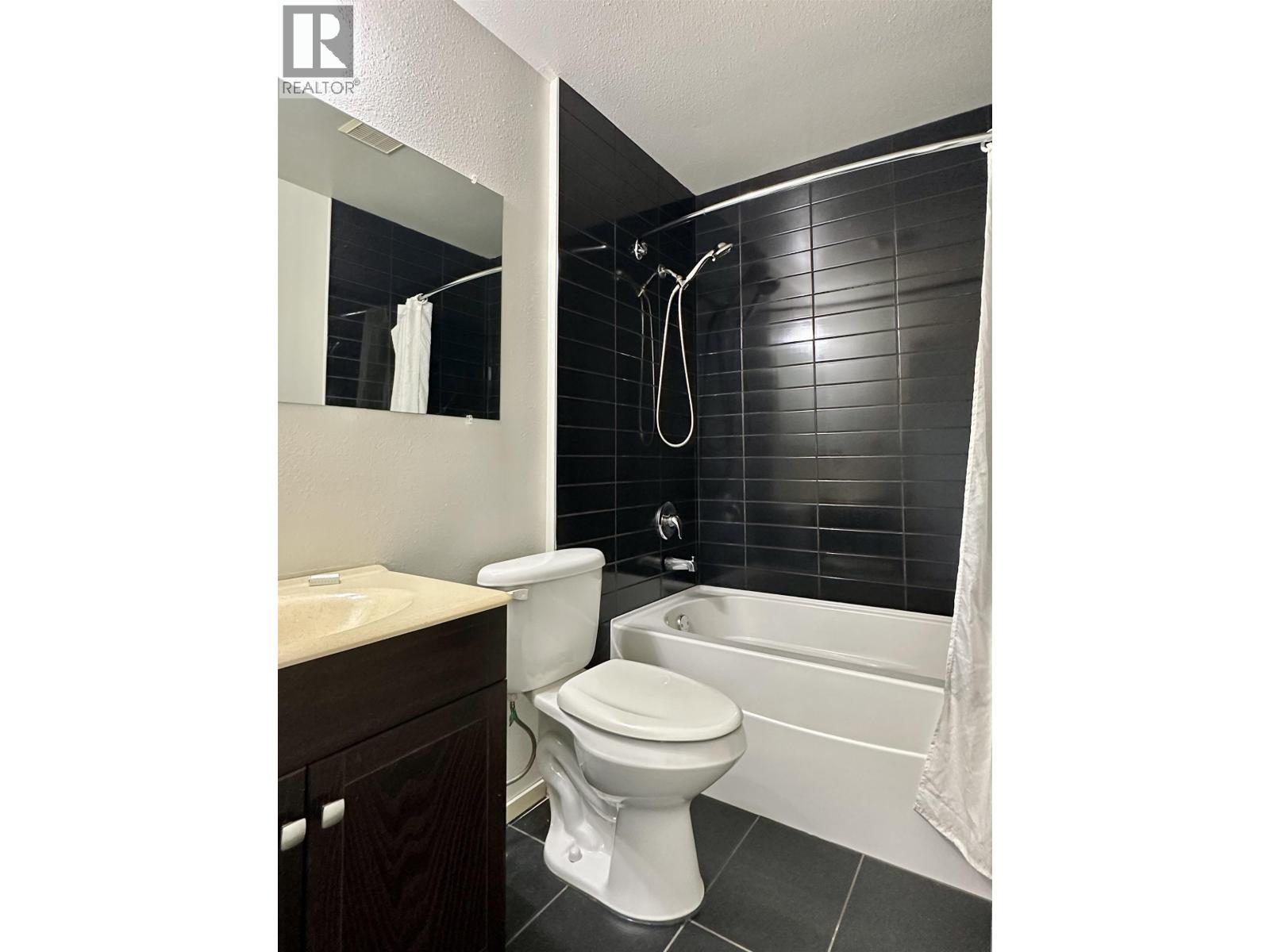 5036 W 51 Avenue, Fort Nelson, British Columbia  V0C 1R0 - Photo 28 - C8080324