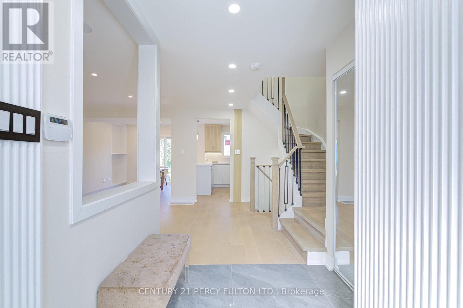 1611 Geta Circle, Pickering, Ontario  L1V 3B5 - Photo 1 - E13523680