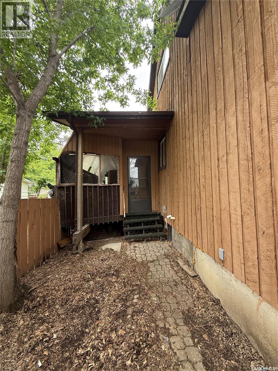 1320 Lorne Avenue, Saskatoon, Saskatchewan  S7H 1X7 - Photo 28 - SK042152