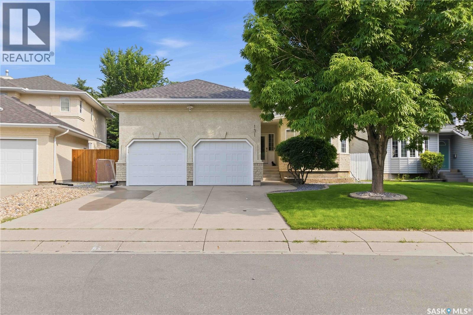 131 Mendel Crescent, Saskatoon, Saskatchewan  S7J 5J7 - Photo 2 - SK041806