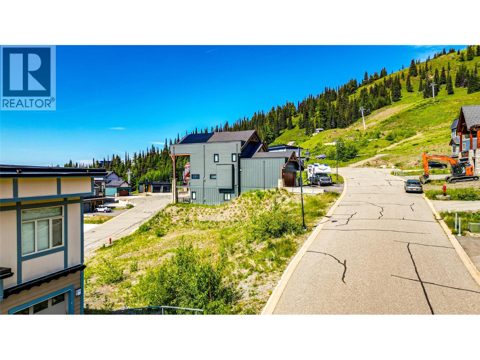 520 Arnica Lane, Silver Star, British Columbia  V1B 3M1 - Photo 12 - 10372596