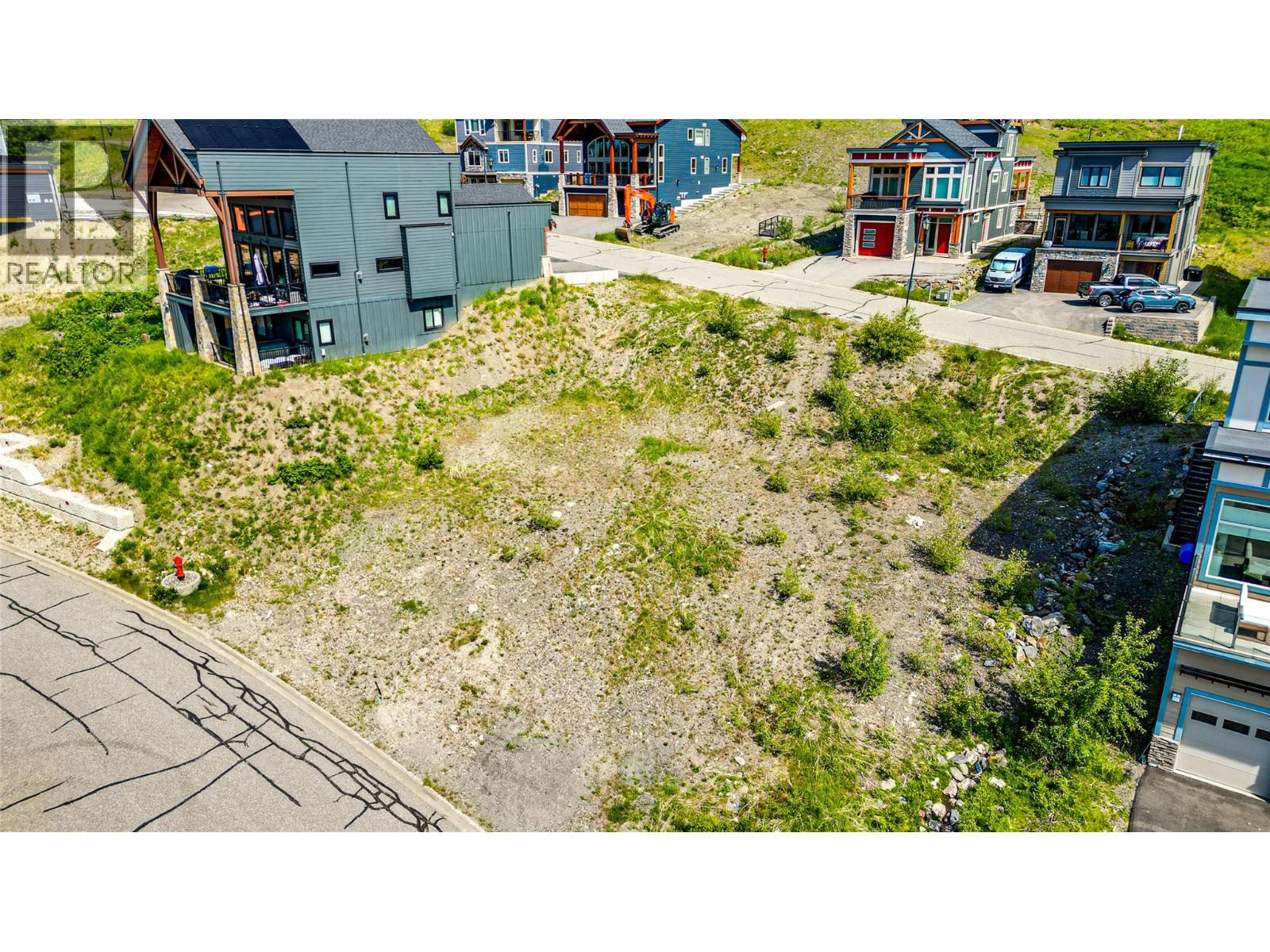520 Arnica Lane, Silver Star, British Columbia  V1B 3M1 - Photo 7 - 10372596