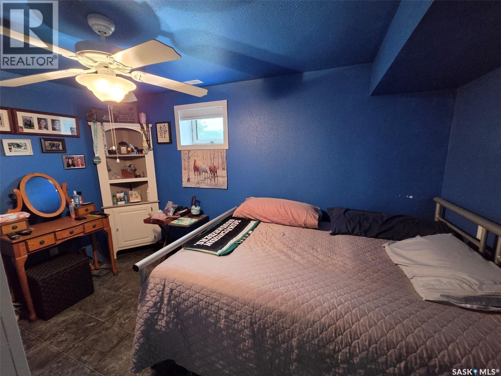 320 6th Street W, Carlyle, Saskatchewan  S0C 0R0 - Photo 23 - SK042211