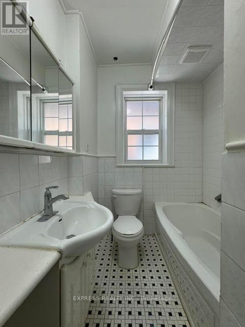 Main - 167 Highbourne Road, Toronto, Ontario M5P 2J8 - Photo 15 - C13550258