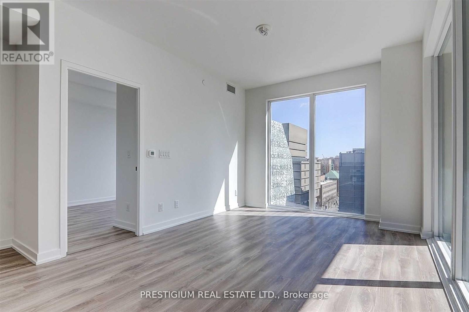 804 - 20 EDWARD STREET
