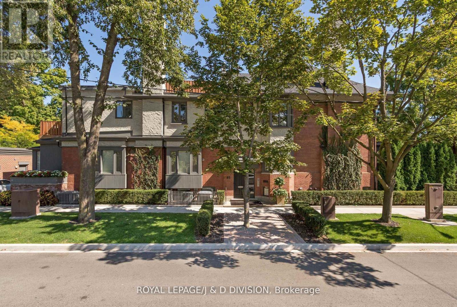 202 - 85 ADMIRAL ROAD, Toronto (Annex)