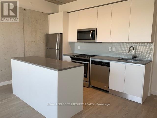 713 - 246 Logan Avenue, Toronto, Ontario  M4M 0E9 - Photo 3 - E13550232