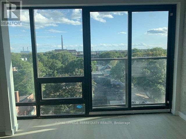 713 - 246 Logan Avenue, Toronto, Ontario  M4M 0E9 - Photo 7 - E13550232