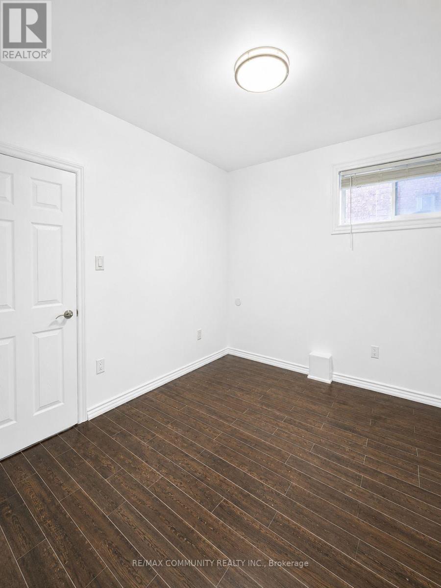 Bsmt - 19 Lacroix Court, Whitby, Ontario L1R 3B4 - Photo 14 - E13550268