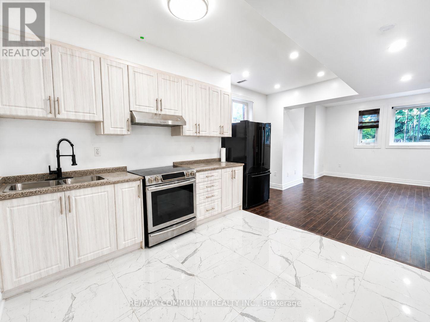 Bsmt - 19 Lacroix Court, Whitby, Ontario L1R 3B4 - Photo 8 - E13550268