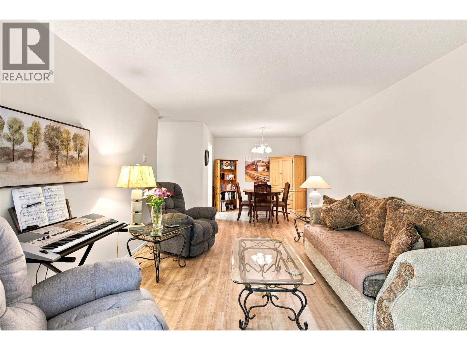 240 Hollywood Road N Unit# 305, Kelowna, British Columbia  V1X 6Y4 - Photo 6 - 10393736